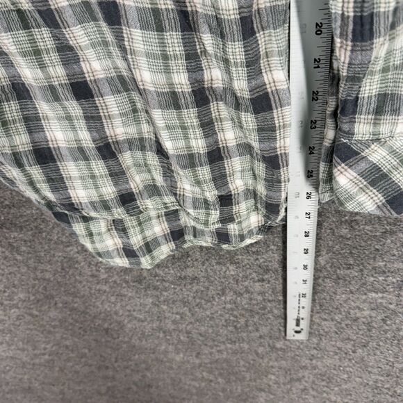 Universal Thread Blouse Women S Small Gray Plaid 1/2 Button V-Neck Long Sleeve - Picture 6 of 7